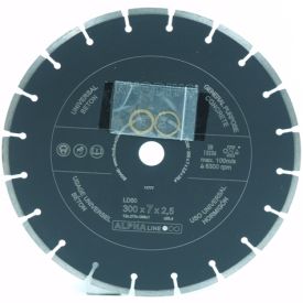 Diamond saw blade 300x7x2.5x25.4